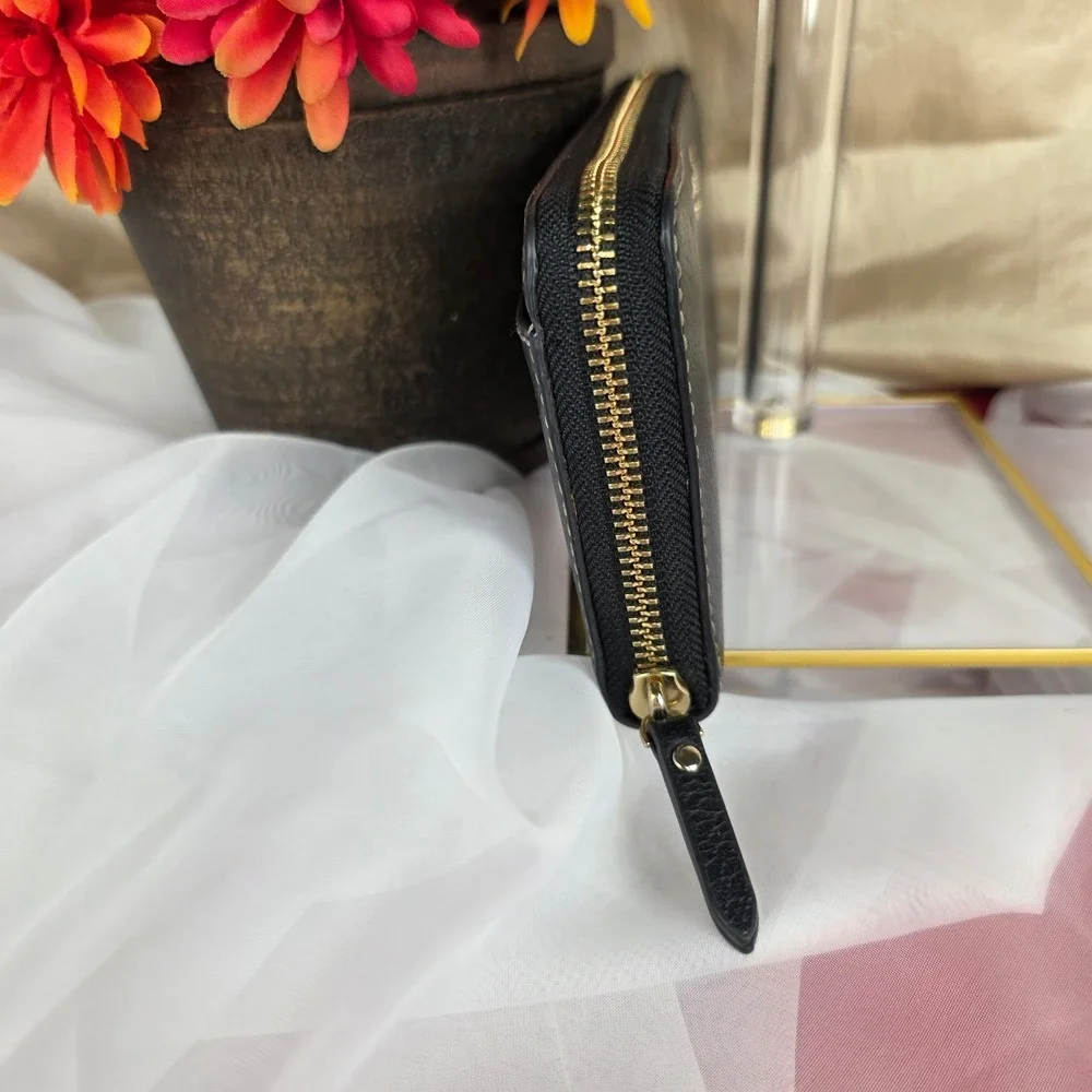 Kate‎ Spade New York Black Pebbled Leather Zip Around Continental Wallet EUC
